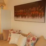 Klassik And Sunny Apartment!